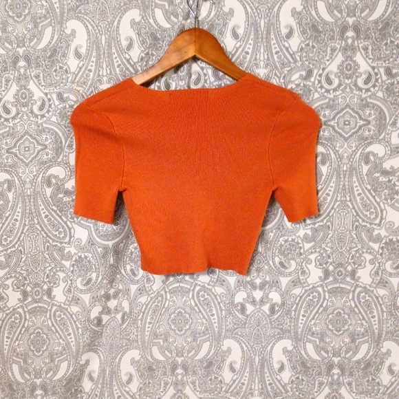 Forever 21 crop top - Picture 3 of 3